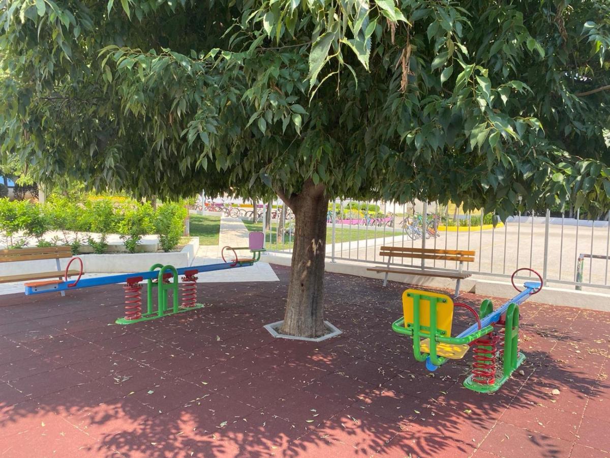 Deluxe Apartment F & M Tučepi المظهر الخارجي الصورة