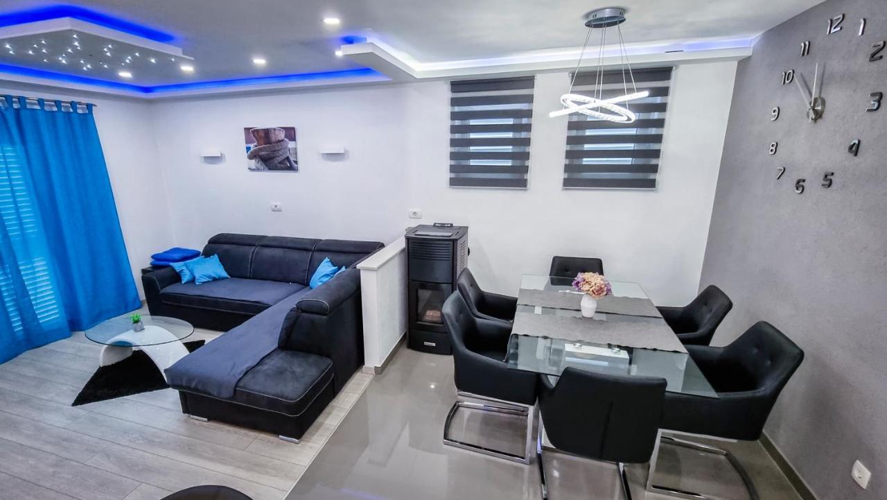 Deluxe Apartment F & M Tučepi المظهر الخارجي الصورة