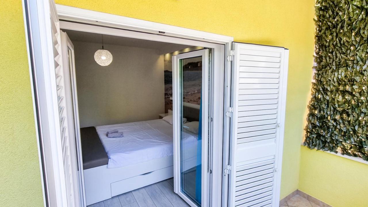 Deluxe Apartment F & M Tučepi المظهر الخارجي الصورة
