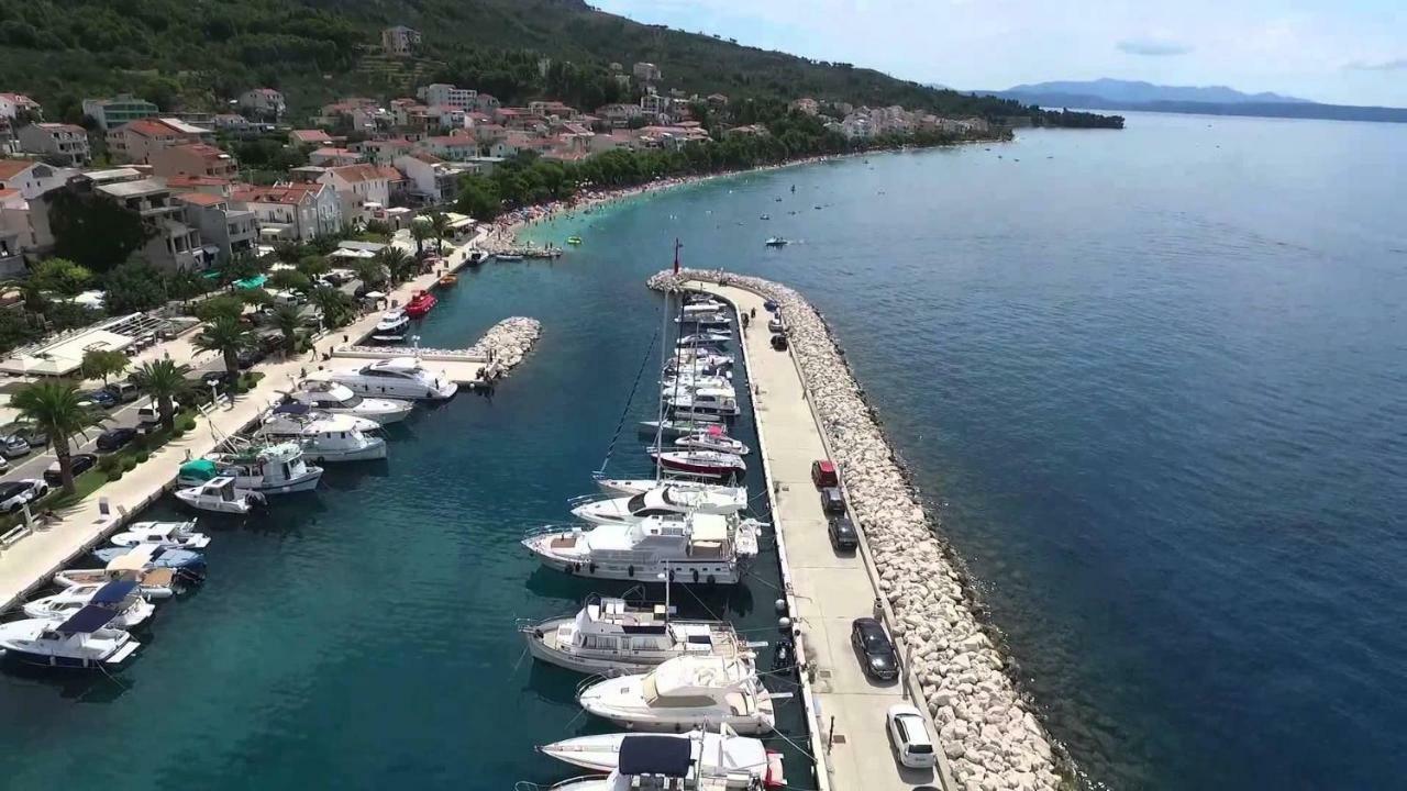 Deluxe Apartment F & M Tučepi المظهر الخارجي الصورة