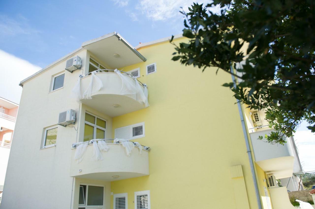 Deluxe Apartment F & M Tučepi المظهر الخارجي الصورة